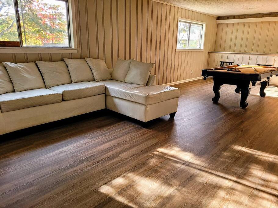 《~Lovely Home Near Botanical Gardens ~》Pool Table 멤피스 외부 사진